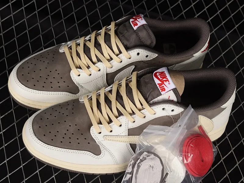 All categories Air Jordan Jordan series basketball shoes Air Jordan 1 Low LW version Travis Scott x Air Jordan 1 Low OG "Reverse Mocha" AJ1 Joe 1 reverse mocha brown and white barb joint casual sports basketball shoes DM7866-162